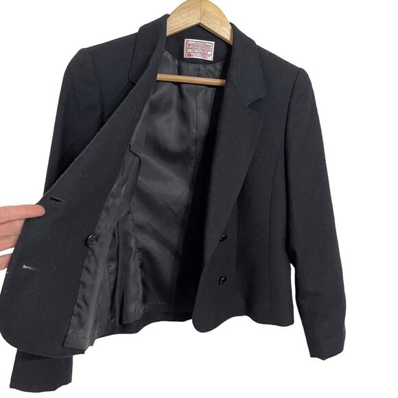 Pendleton Vintage Black 100% Pure Virgin Wool Crop Blazer Size Petite Size 6 - Picture 2 of 4